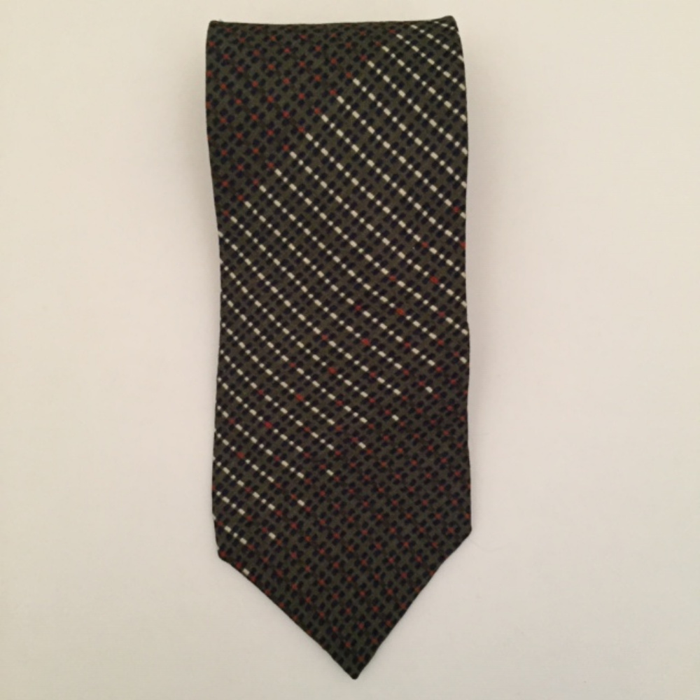 NWOT Geometric 100% Silk Tie